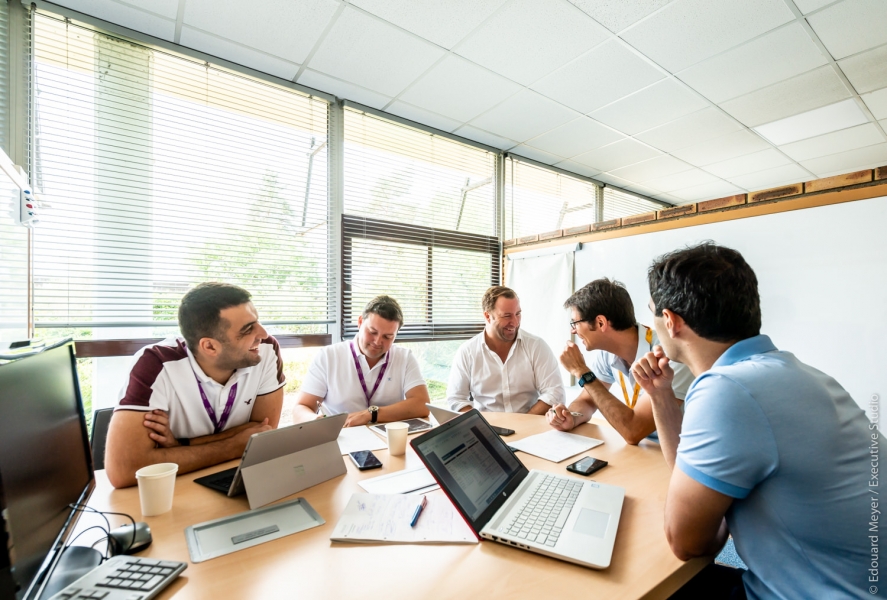 1_insead_2018_024